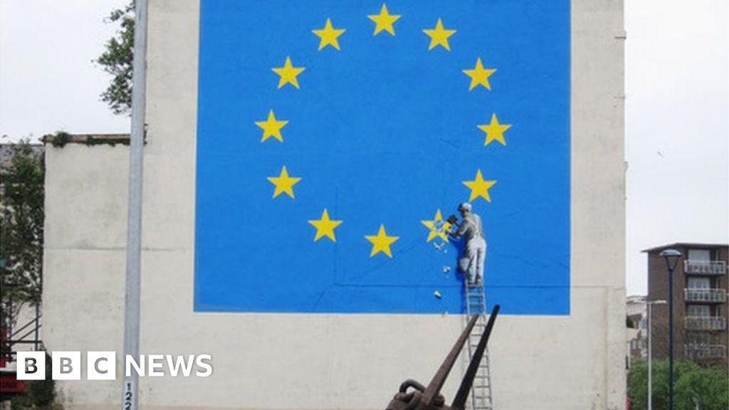 banksy-brexit-mural-could-be-removed-from-dover-bbc-news
