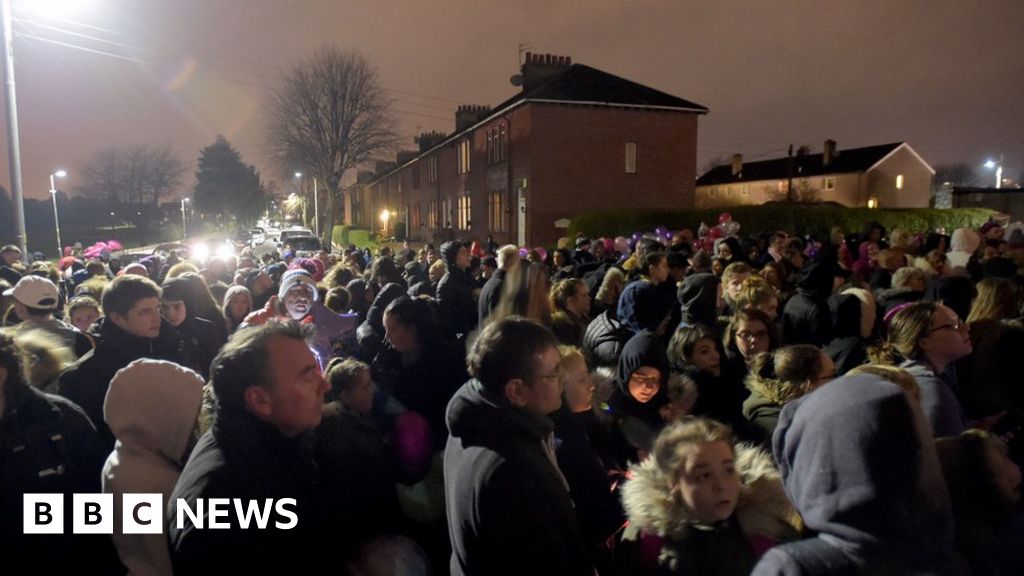 Paige Doherty Death Hundreds Gather To Remember Teenager Bbc News
