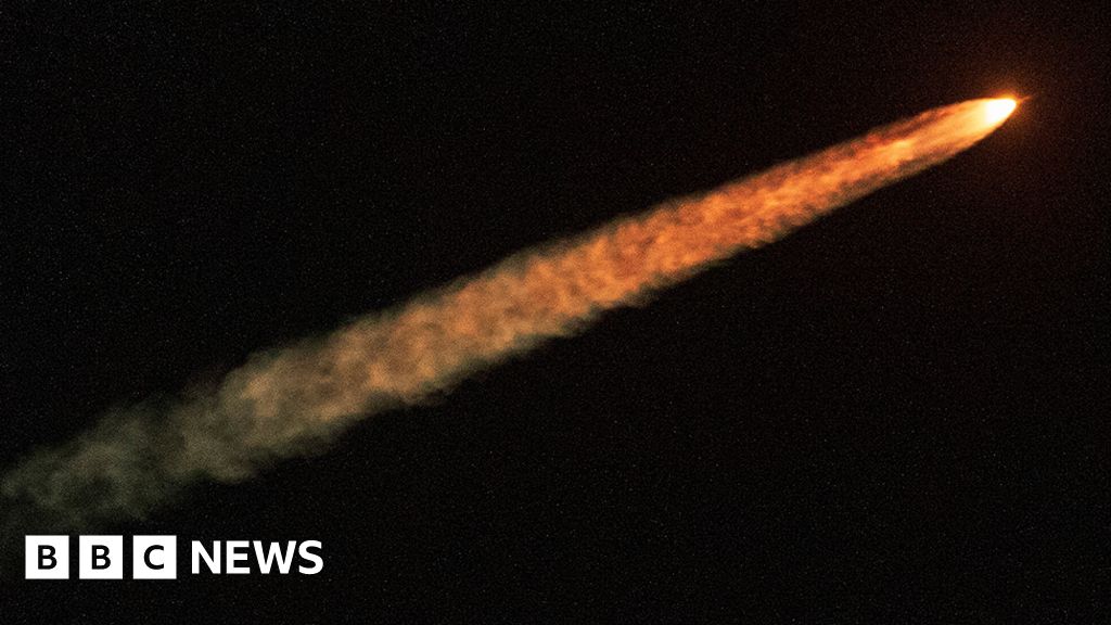 Nasa's Artemis Moon rocket lifts off Earth