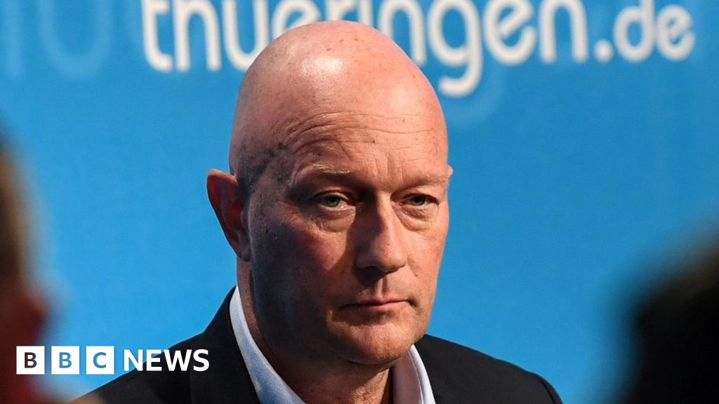 German AfD-backed leader to stay on temporarily - BBC News