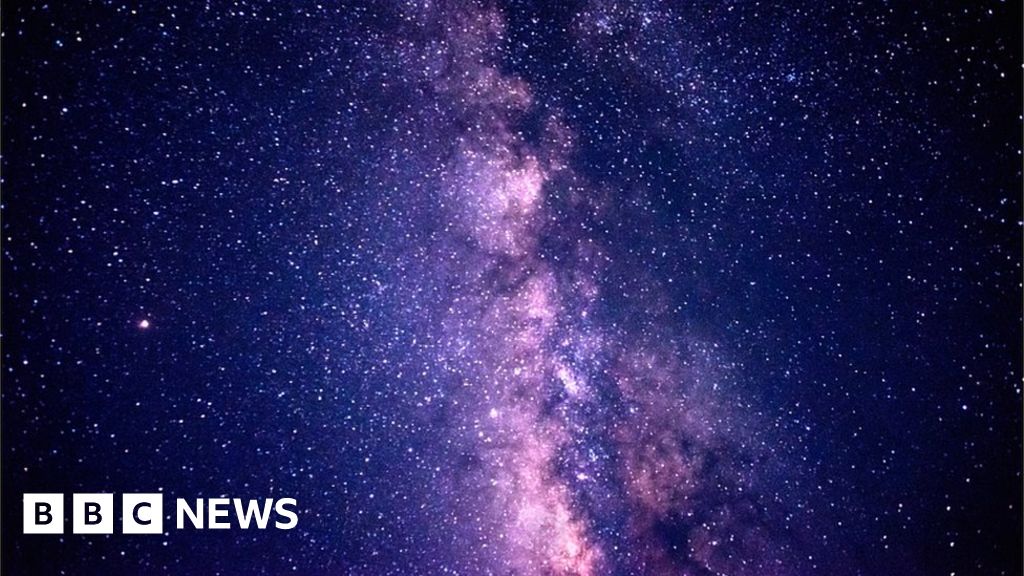 'Stargazing' boys removed from middle of M1 at Sheffield