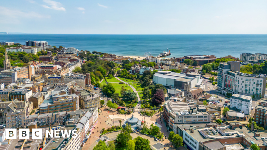 Zoopla sees surge in Dorset seaside homes for sale 