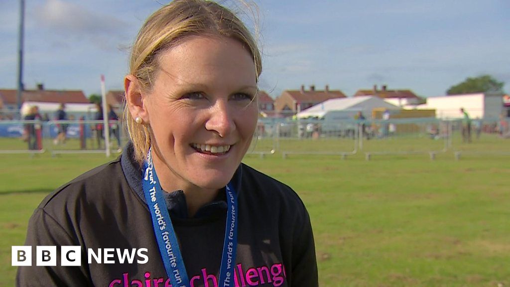 Paralysed Woman With Bionic Suit Completes Great North Run Bbc