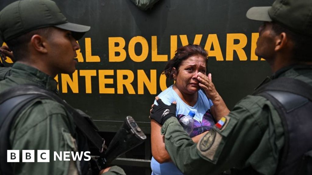 Венецуела изпраща 11 000 войници, за да си върнат затвора
