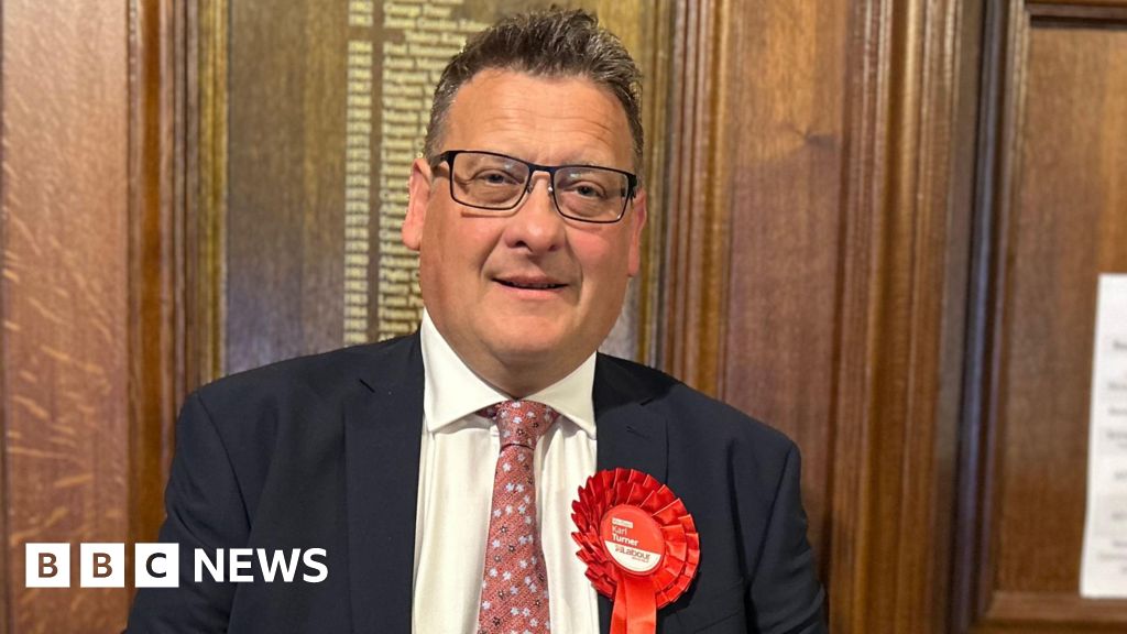 Starmer faces rebellion over plan to cut jury trials