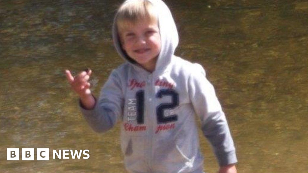Learner Driver Mum Killed Son Liam Turner 3 In Watton Bbc News 