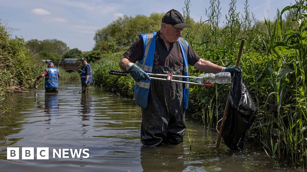 Ministers admit missing legally binding water and nature targets