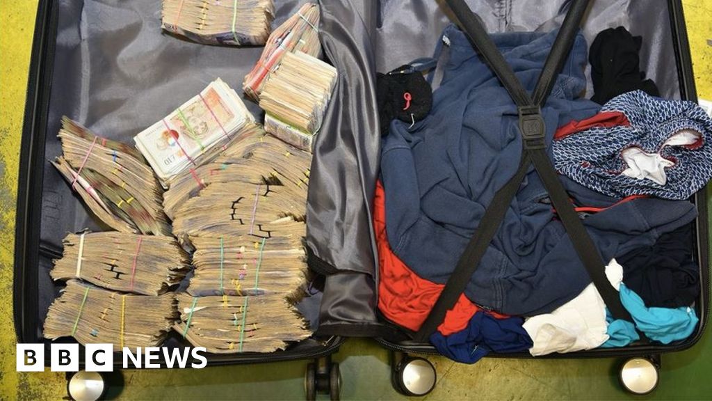 Nine Arrested In Yorkshire Over Dubai Money Smuggling Plot Bbc News