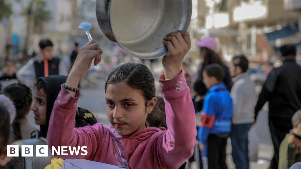 Милиони хора в Газа са на ръба на глада докато