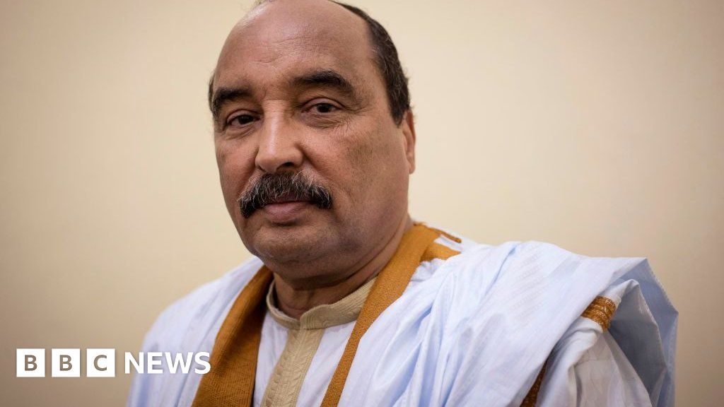 A съд в Мавритания затвори бившия президент Мохамед Улд Абдел