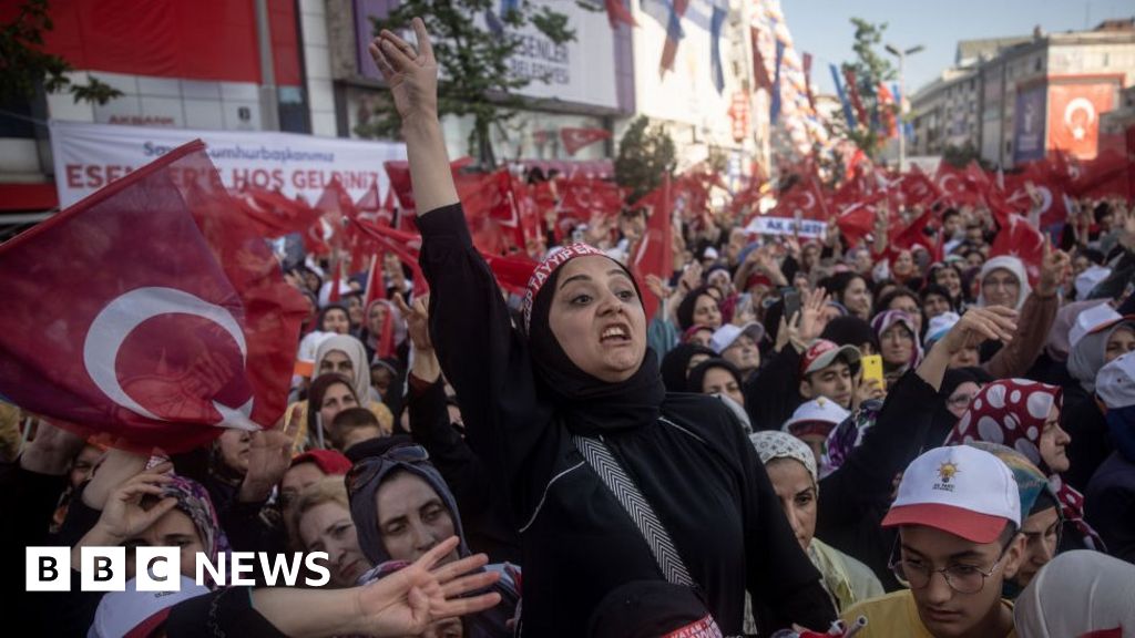 Turecké volby: Saddám Erdogan a Kemal Kilicdaroglu v zoufalém boji o hlasy