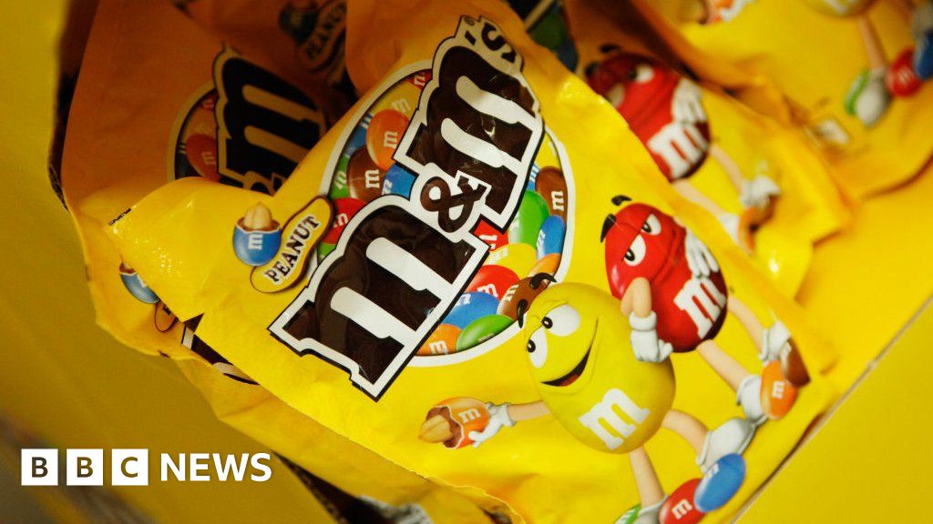 M&Ms replacing spokescandies with comedian Maya Rudolph