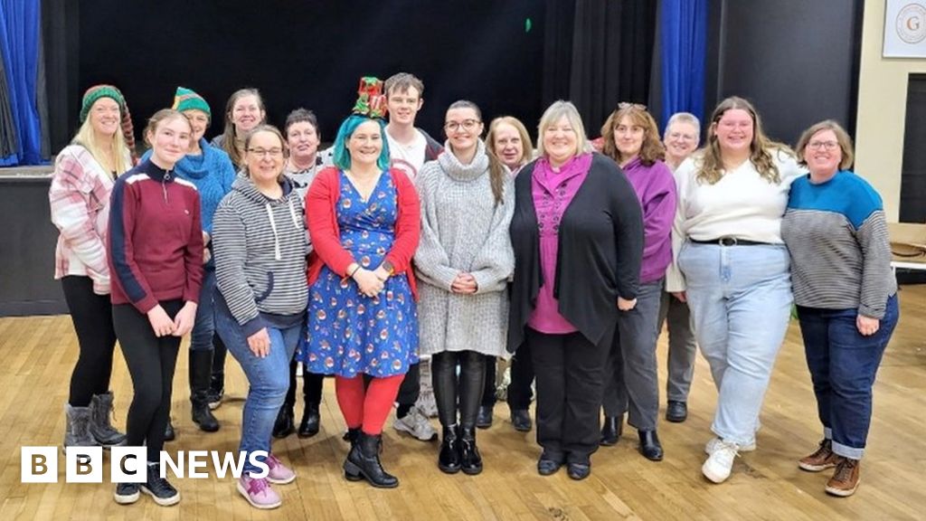 Alcester community rallies to provide 700 gifts to town's children