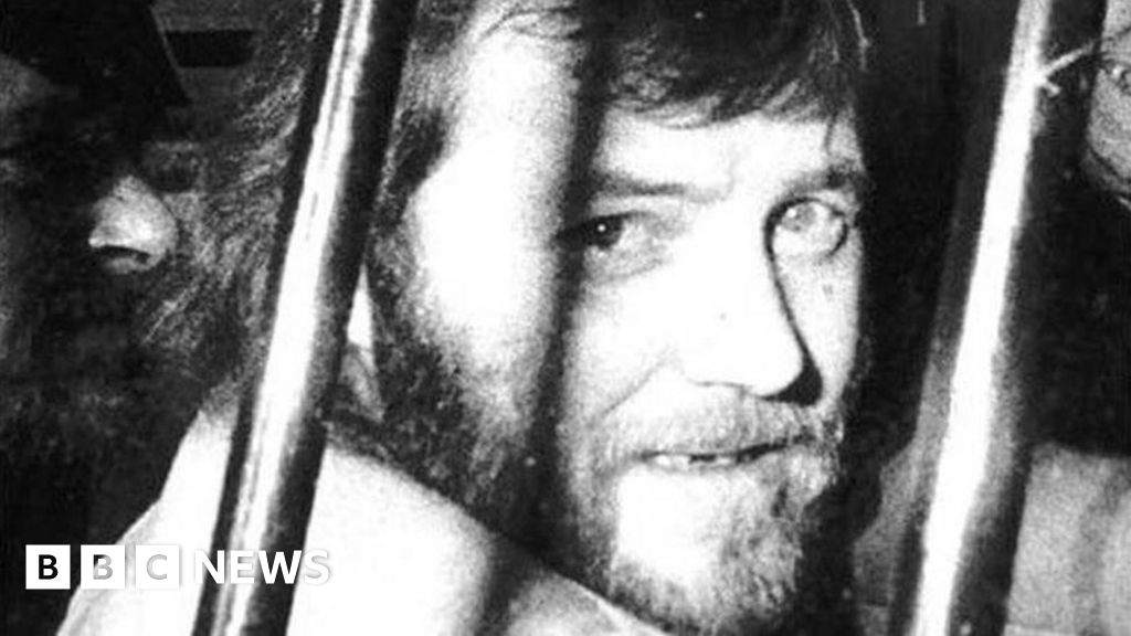 Pentland Hills triple killer Andrew Walker dies in care home