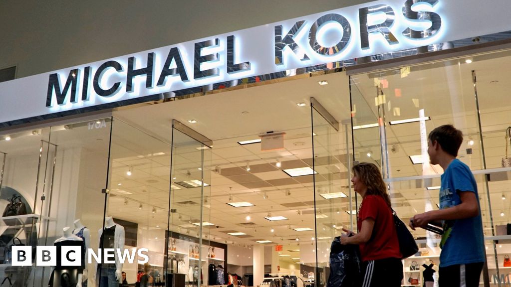 lejlighed udstilling Mellemøsten Michael Kors and Coty shares hit by weak European sales - BBC News