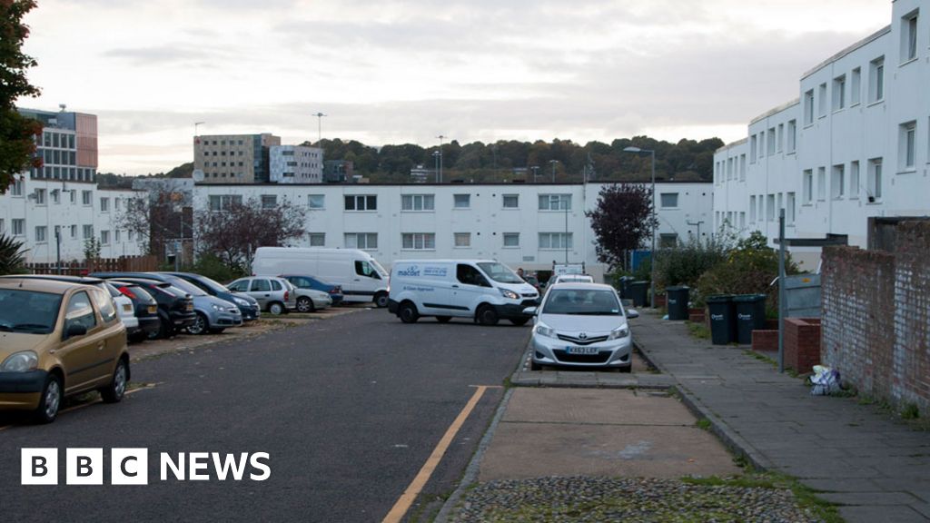 Luton bin body discovery prompts murder probe BBC News