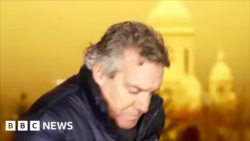 Ukraine conflict: Reporter takes cover as blast lights up Kyiv's sky