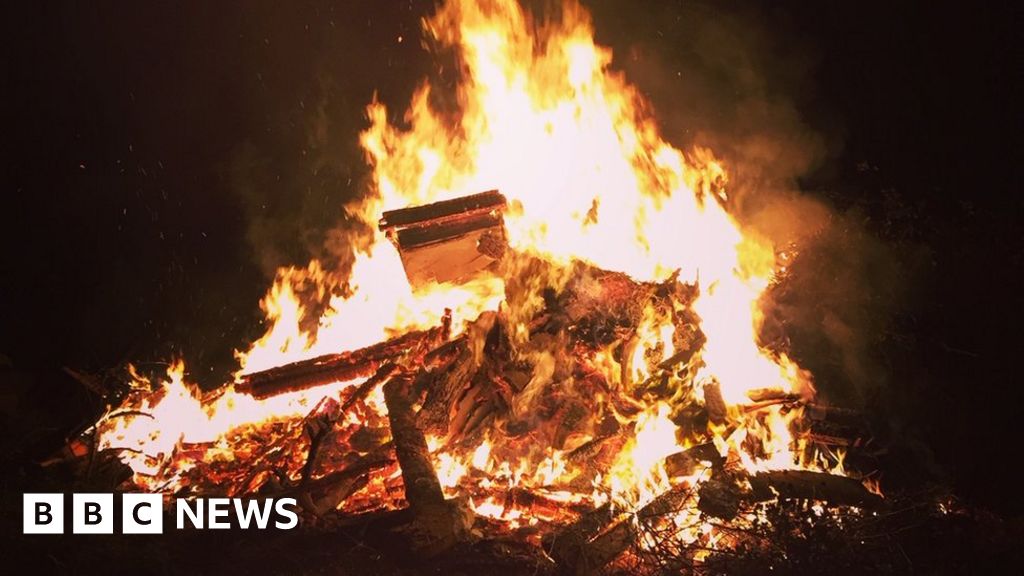 Bonfire Night arrests in Edinburgh BBC News