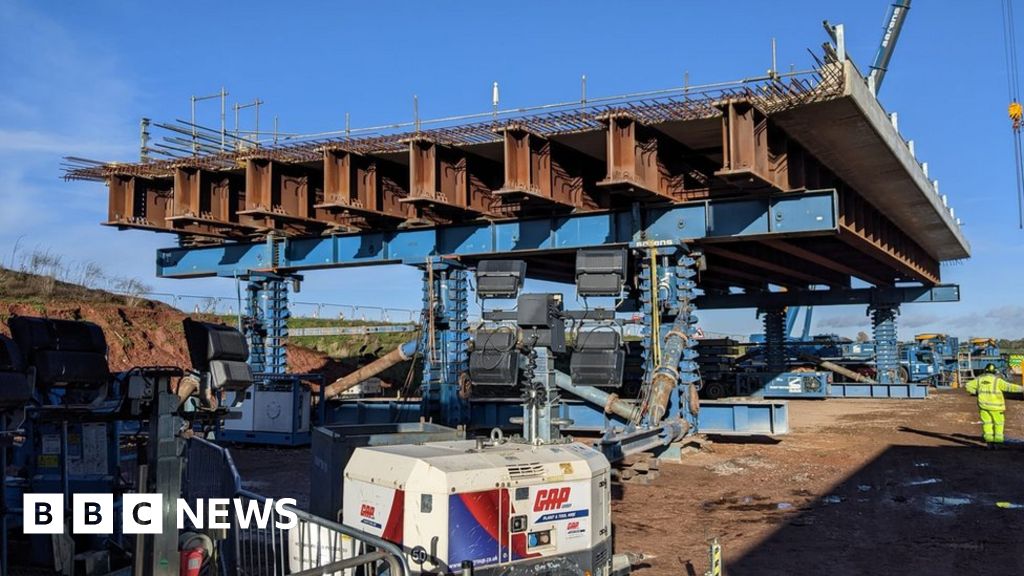 Warwickshire road closure for Stoneleigh junction scheme BBC News