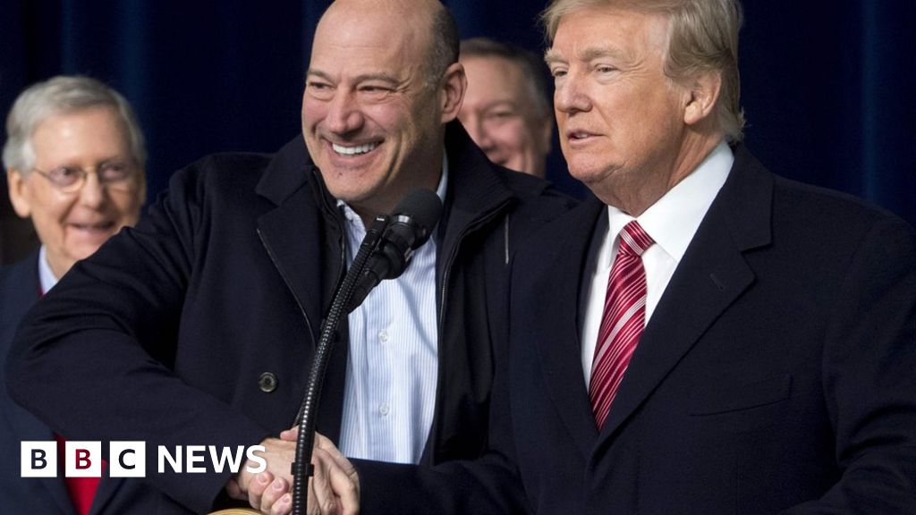 Key Trump economy adviser Cohn resigns