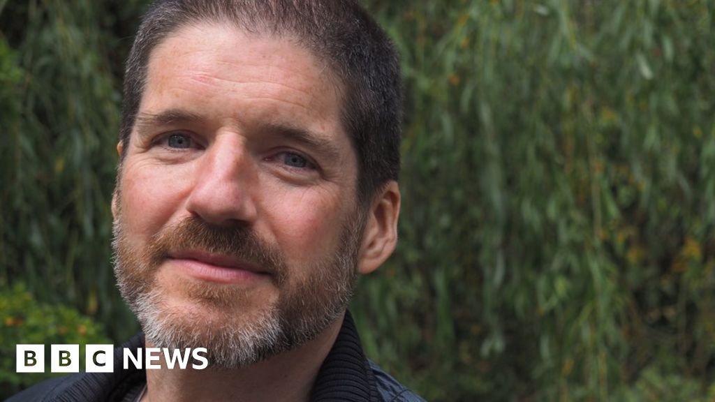 charlie adlard Charlie adlard discusses the walking dead’s current arc, updates the progress on his and robert kirkman’s the passenger and more. charlie adlard Charlie adlard discusses the walking dead’s current arc, updates the progress on his and robert kirkman’s the passenger and more.