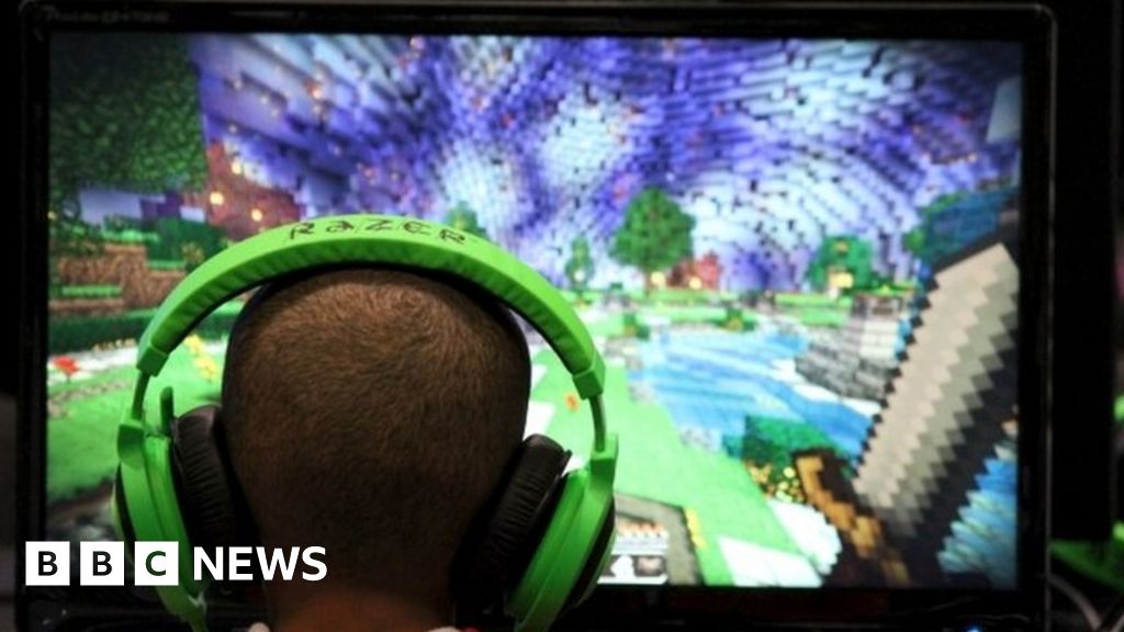 Beyond the blocks: how the latest technology made Minecraft Earth a reality  - Microsoft News Centre UK