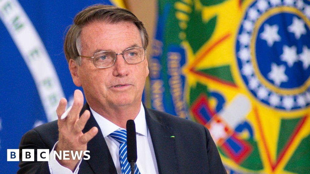 Bolsonaro: Brazilian Supreme Court opens investigation into vaccine comments