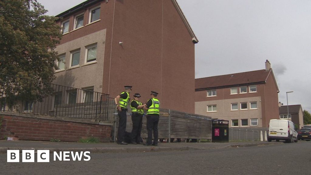 Bodies Of Man And Woman Found In Glasgow Flat Bbc News 