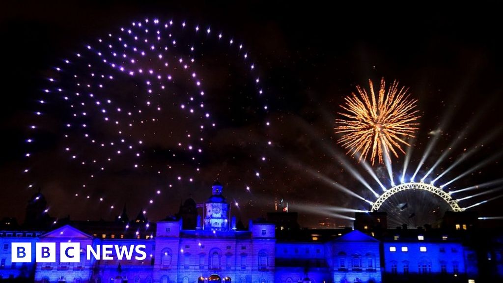 New year: Fireworks and street parties as UK celebrates start of 2023