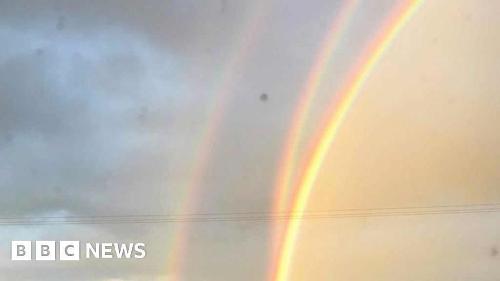 Quadruple rainbow photographed in Orkney