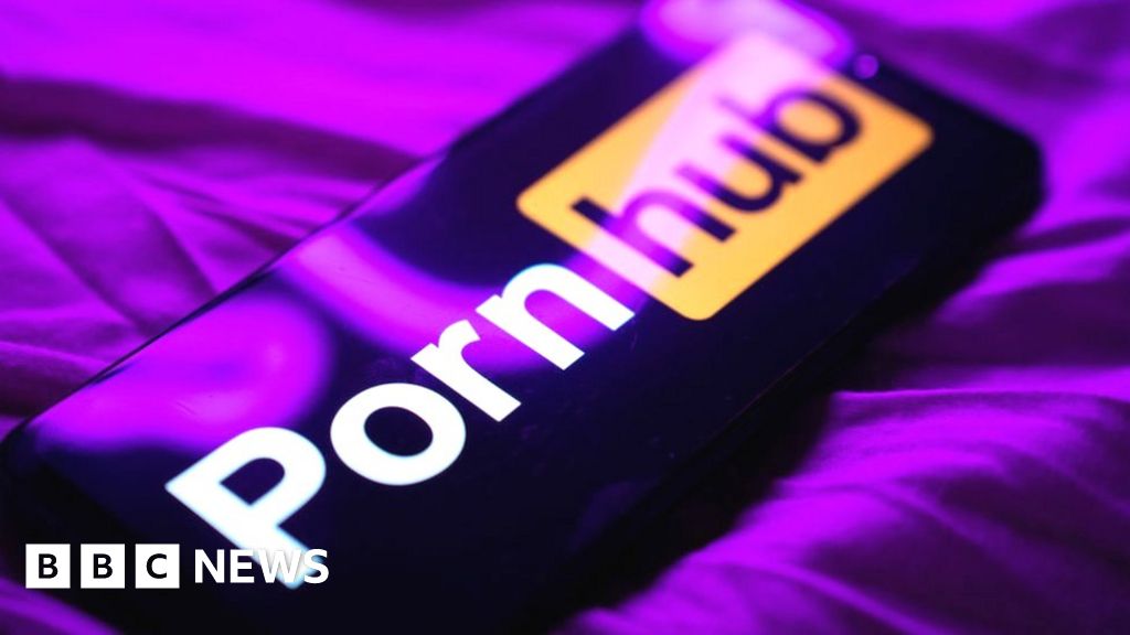 Pornuhb Sax - Pornhub owner to pay victims $1.8m in sex trafficking case - BBC News