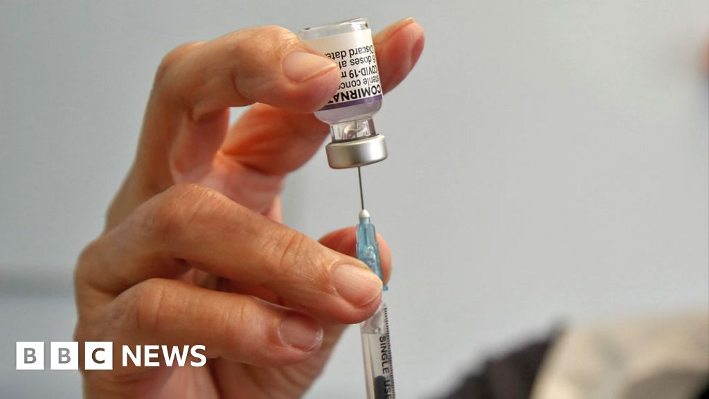 Covid in Scotland: Fourth jab rolled out for most vulnerable