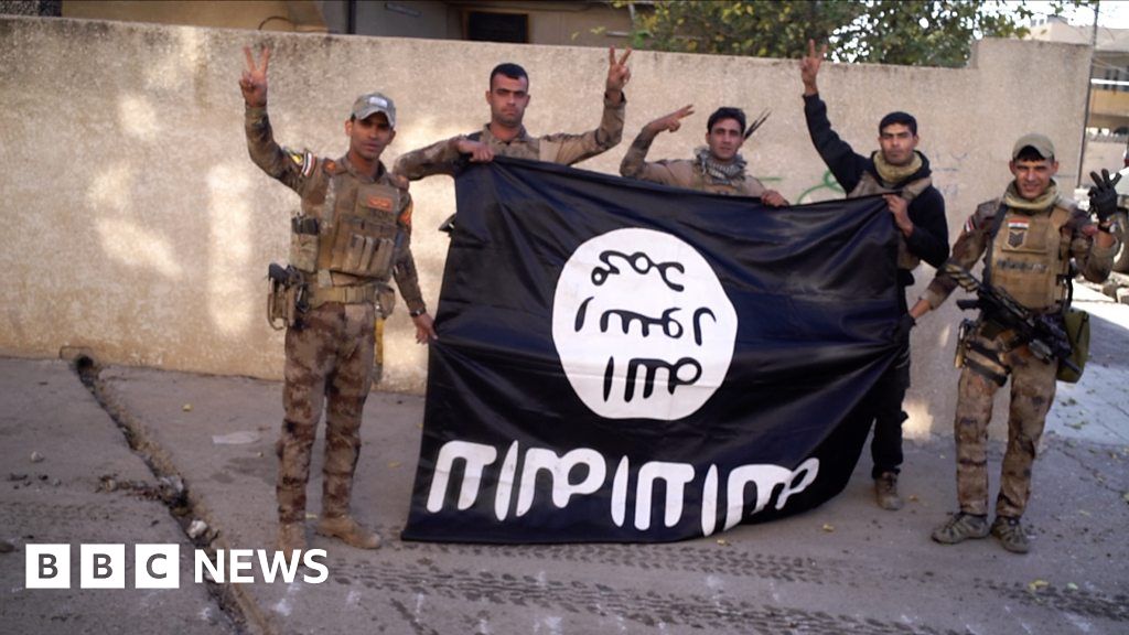 Embedded With The People Fighting The Islamic State Group Bbc News 8673
