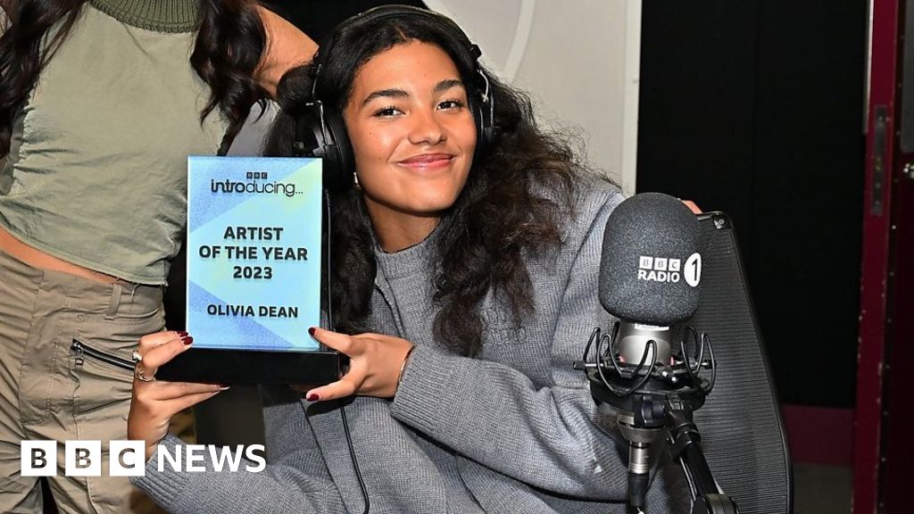 Olivia Dean: BBC Entertainer of the Year finds her voice