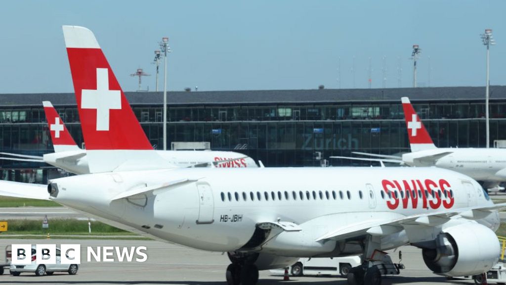Swiss airspace open again after computer crash