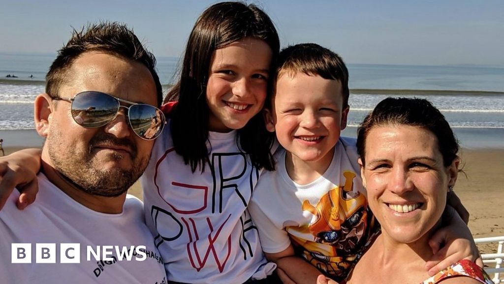 Coronavirus Father with kidney disease waits for transplant call BBC