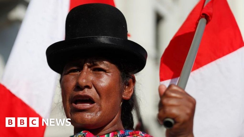 Peru protests: President calls for 'truce' after clashes