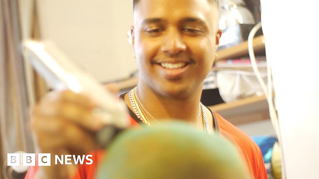 Coronavirus Why barber shops matter to the community BBC News