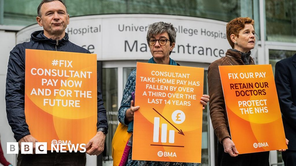 Doctor paid £3,000 for shift as new strike begins