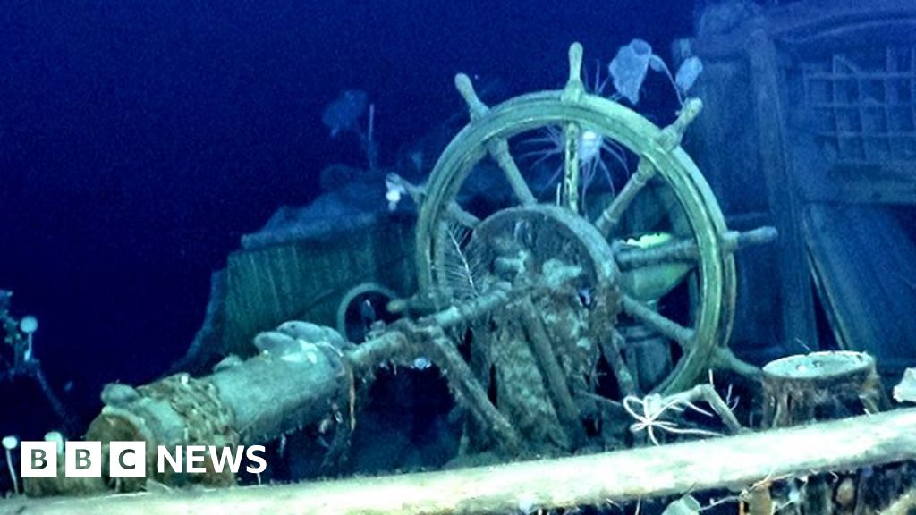 Endurance: Shackleton's lost ship is found in Antarctic