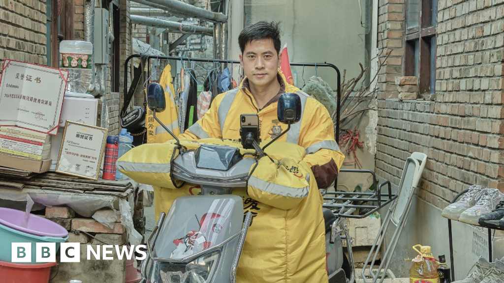 China: Peeking into the private lives of livestreamers