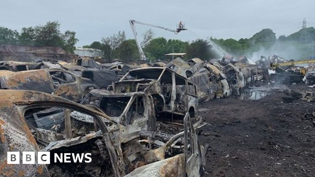 Rochdale scrapyard fire: Two 12-year-olds arrested thumbnail