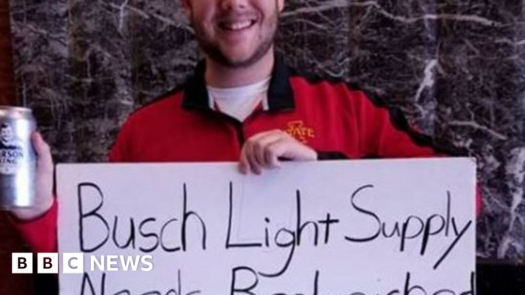 Iowa reporter who exposed racist tweets fired for own tweets