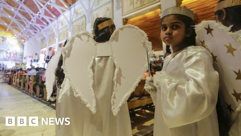 In pictures: Christmas around the world