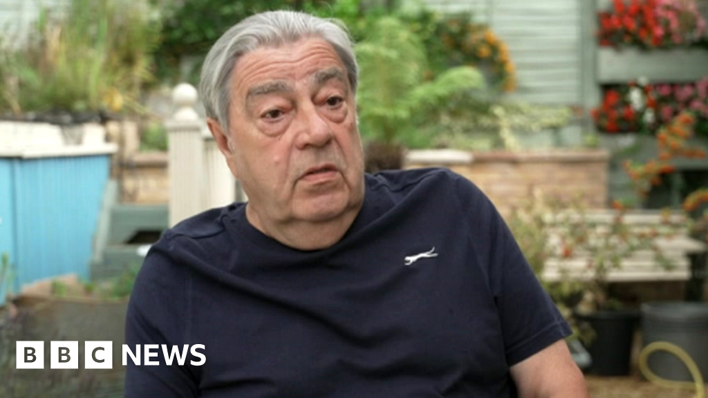 American bully XL Wolverhampton dog owner wants ban BBC News