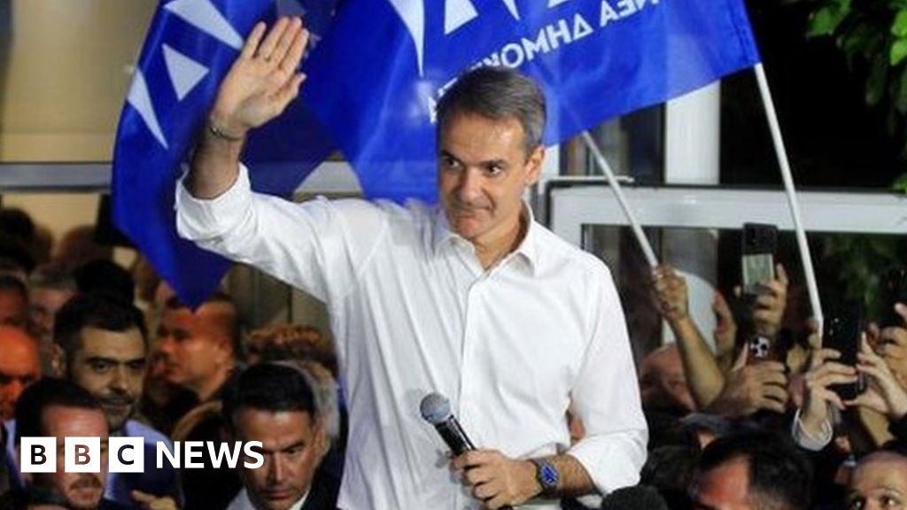 Greek elections: Mitsotakis hails conservative win as mandate for reform