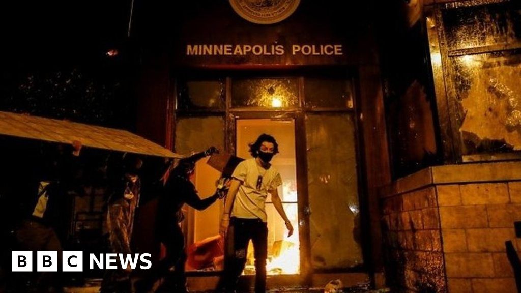 Police Station Set On Fire In Third Night Of Minneapolis Unrest - BBC News