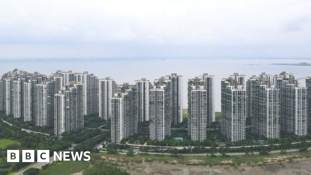 Forest City: Inside Malaysia's Chinese-built 'ghost city'