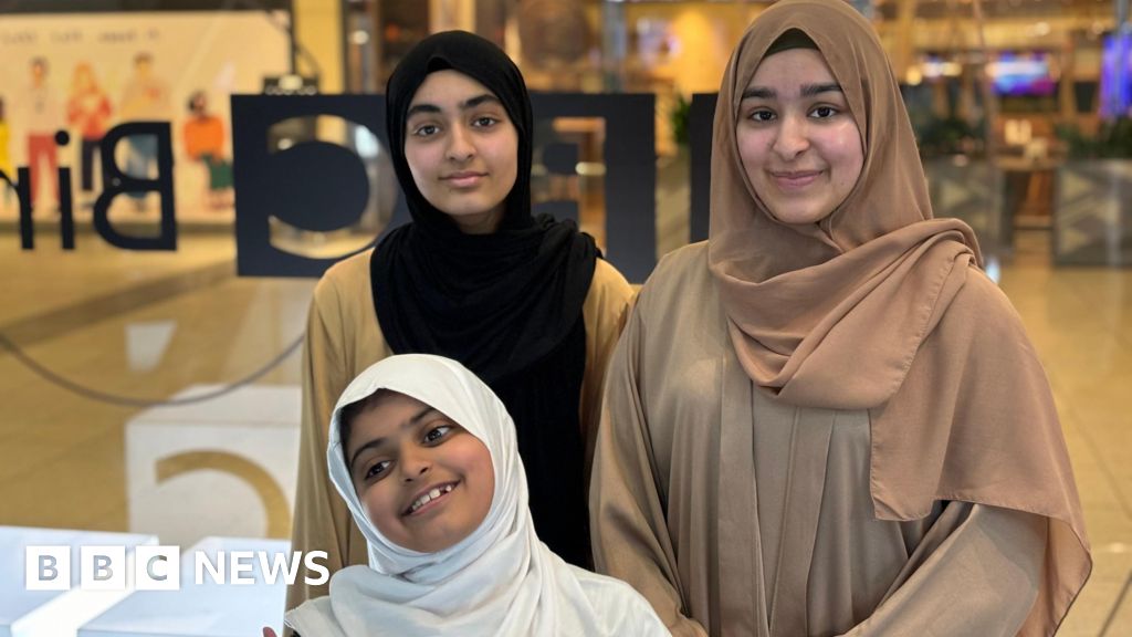 Birmingham Sisters Raise Over 650k To Reduce Pakistan Poverty birmingham-sisters-raise-over-650k-to-reduce-pakistan-poverty