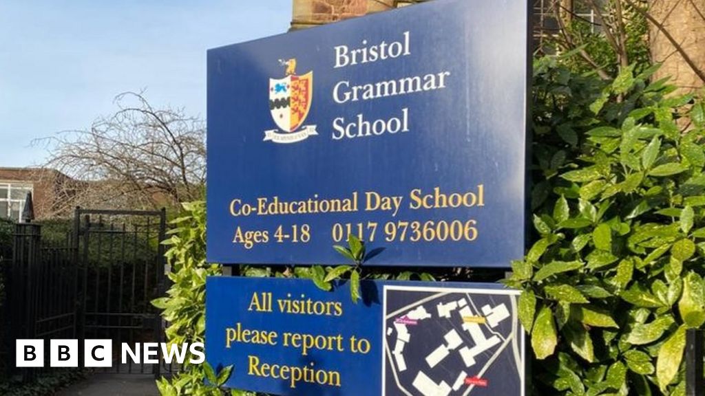 Bristol Grammar School student dies on New York trip BBC News